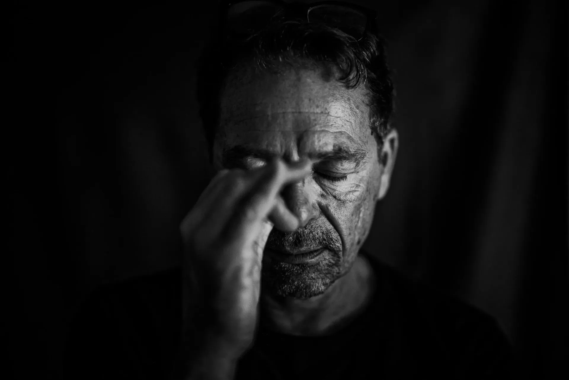 Striking black-and-white portrait of Markus Latscha gazing directly into the camera, conveying depth, experience, and quiet authority fitting the article's tone.